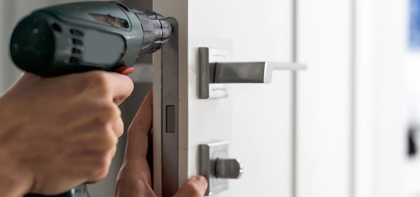 Locksmith For Lock Replacement Near Me in Spring Valley, CA
