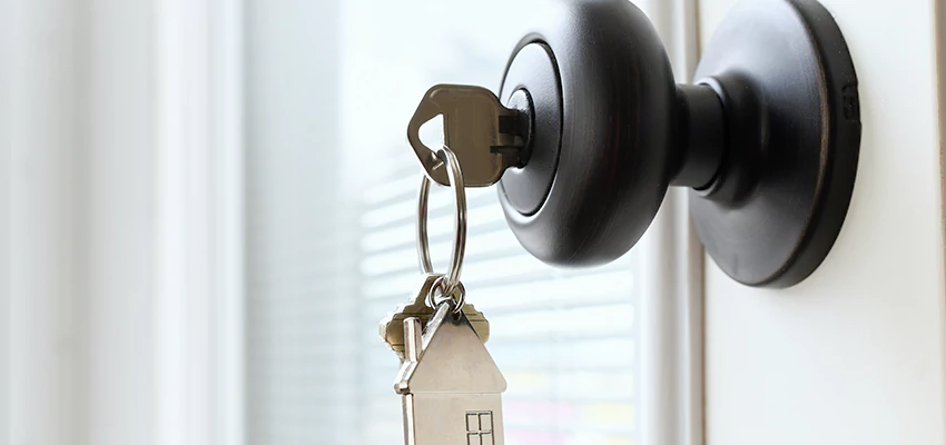 Bifold Door Knob Replacement in Spring Valley, California