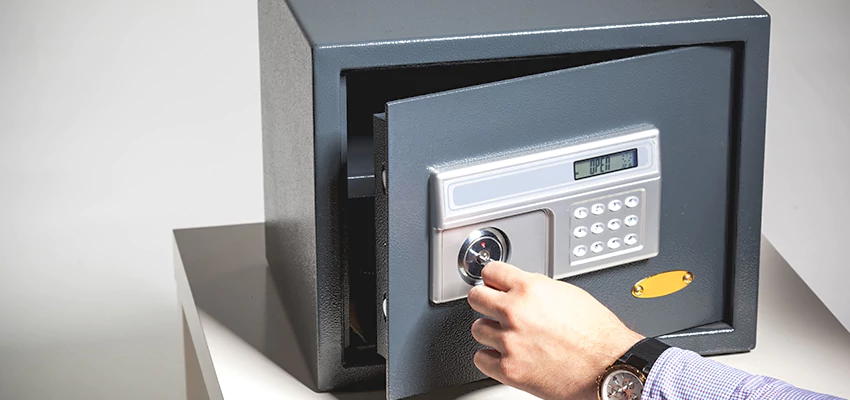 Jewelry Safe Unlocking Service in Spring Valley, California