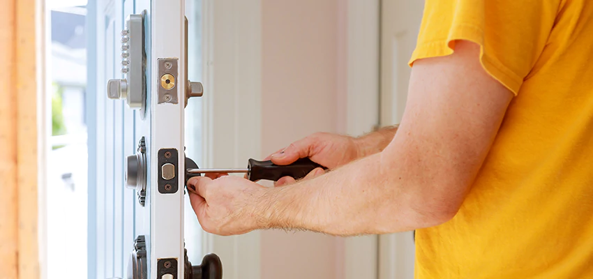 Eviction Locksmith For Key Fob Replacement Services in Spring Valley, CA